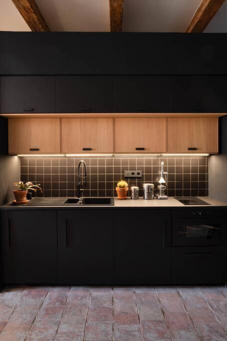 Heart Of Marseille, Loft Atypical & Spacious , Perfect For Couple And Couple With 1 Small Kid, Perfect For 2 Friends Exteriör bild